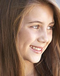 photo of a smiling teenage girl